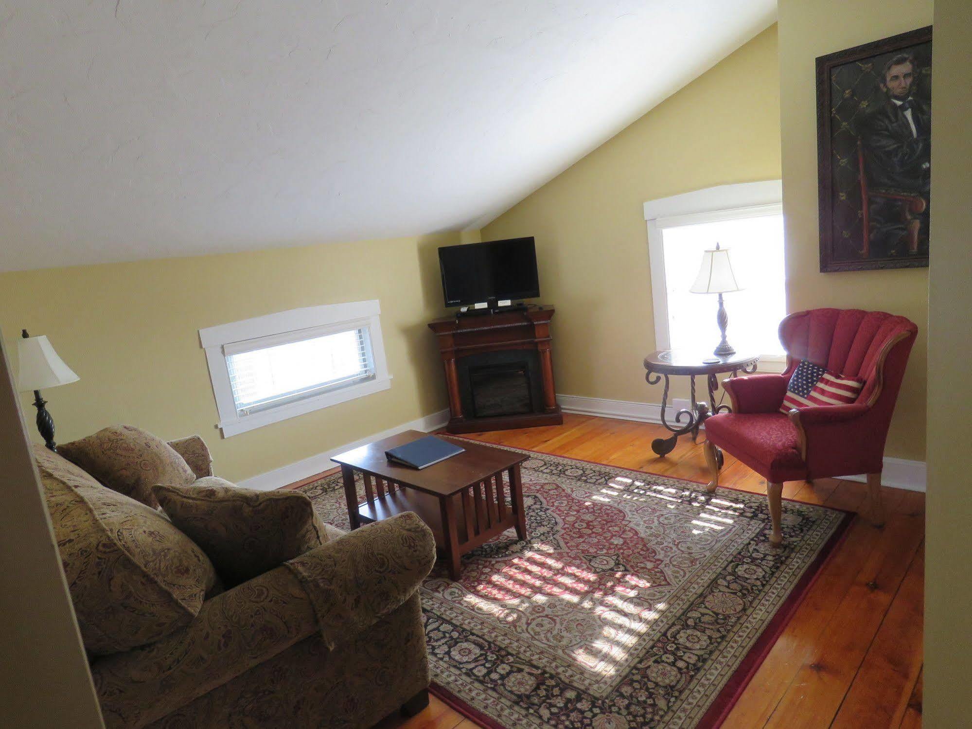 The Swope Manor Bed & Breakfast Gettysburg Bagian luar foto