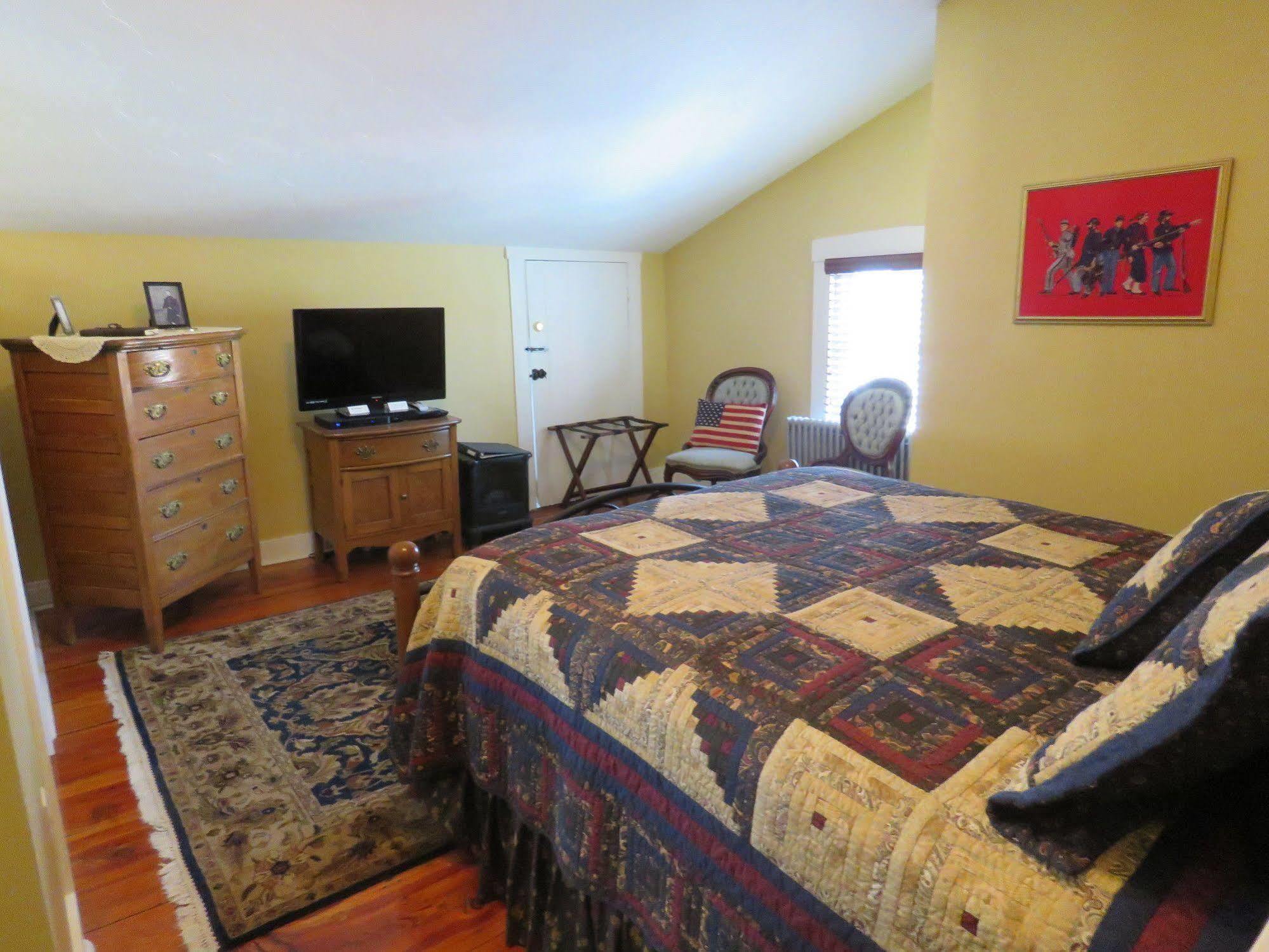 The Swope Manor Bed & Breakfast Gettysburg Bagian luar foto