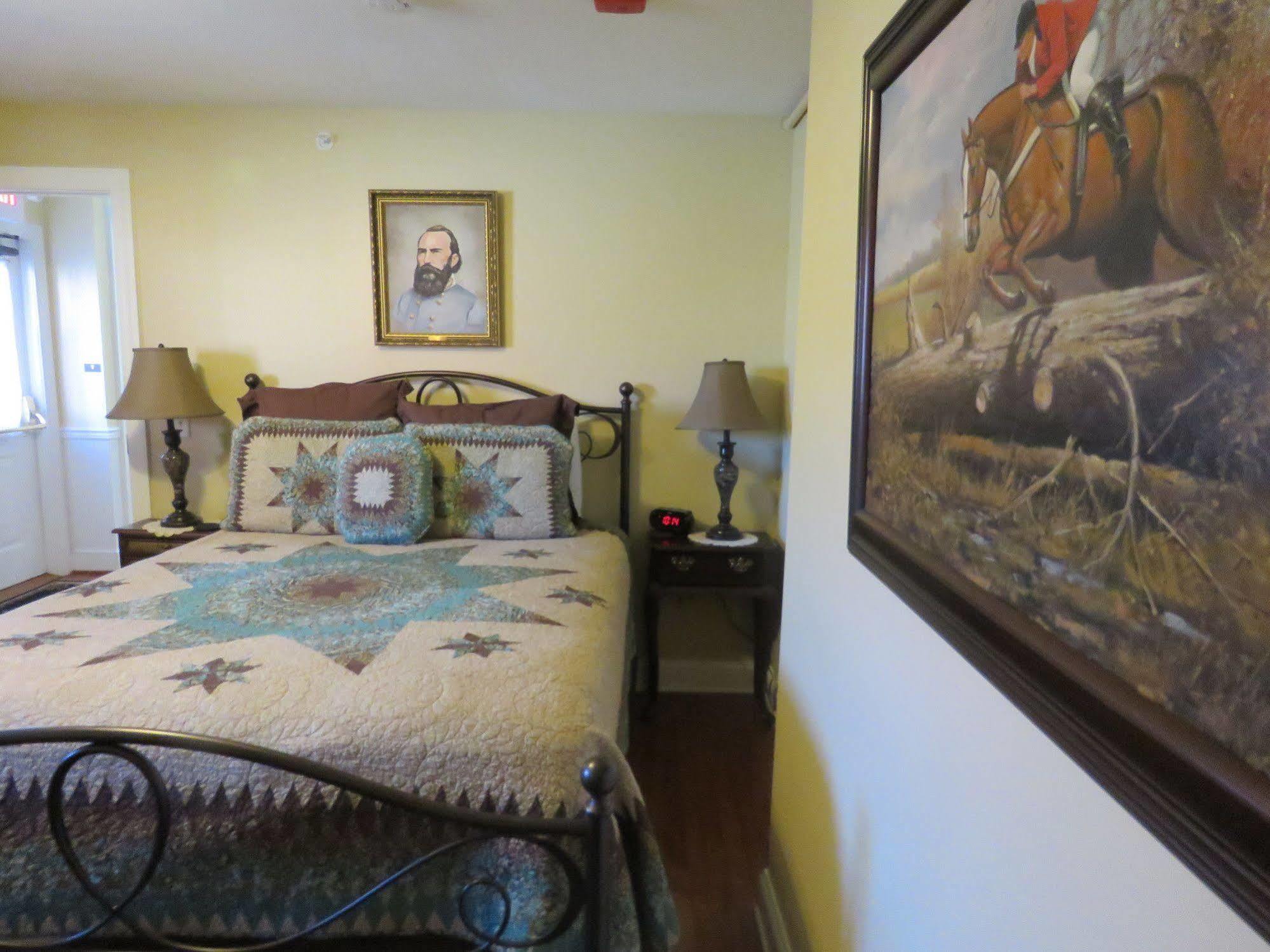 The Swope Manor Bed & Breakfast Gettysburg Bagian luar foto