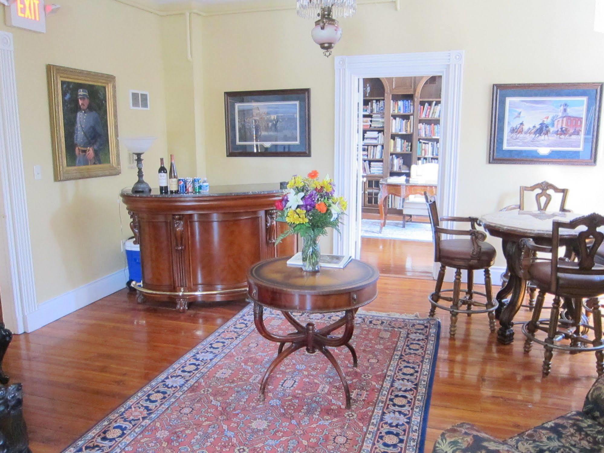 The Swope Manor Bed & Breakfast Gettysburg Bagian luar foto